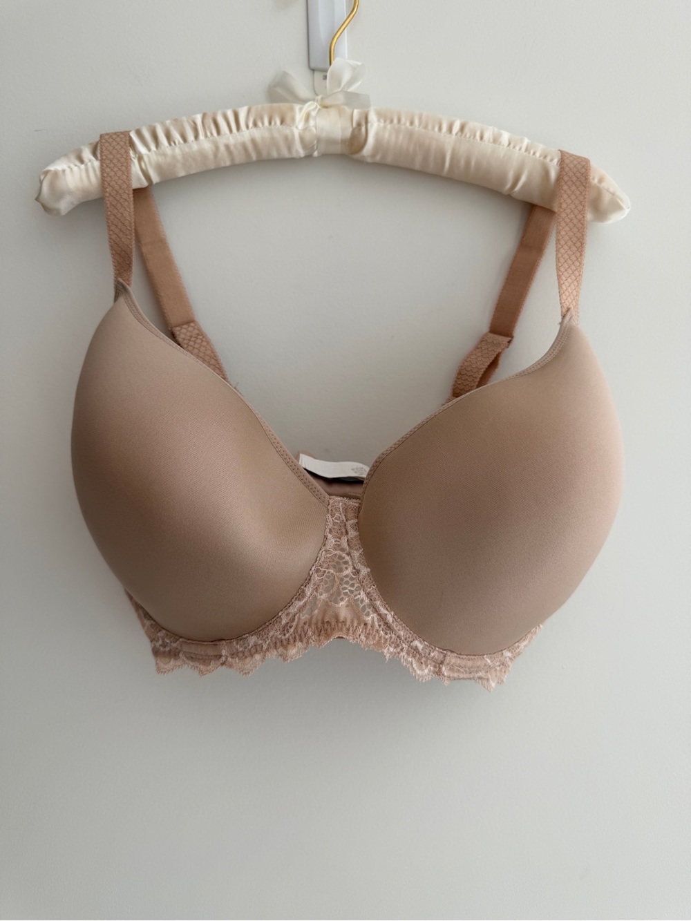 SIMONE PERELE Caresse 3D Plunge Spacer Bra Beige T-Shirt Bra Seamless Size 36F